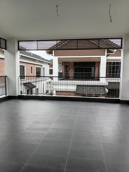 Bungalow for Sale in Setia Eco Park (Setia Alam) - Valesca Tee - Balcony - PropertyGuru.com.my
