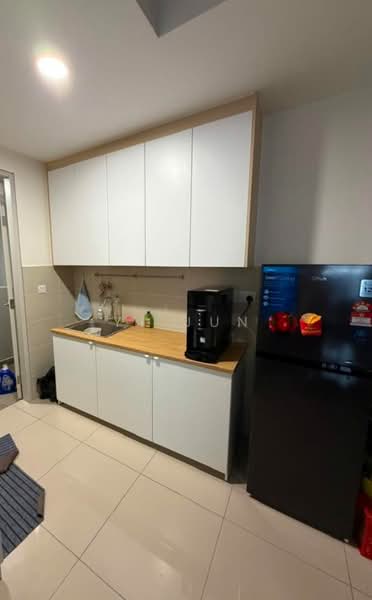 Service Residence for Rent at The Pulse Residence - Yi Jun - Kitchen - PropertyGuru.com.my