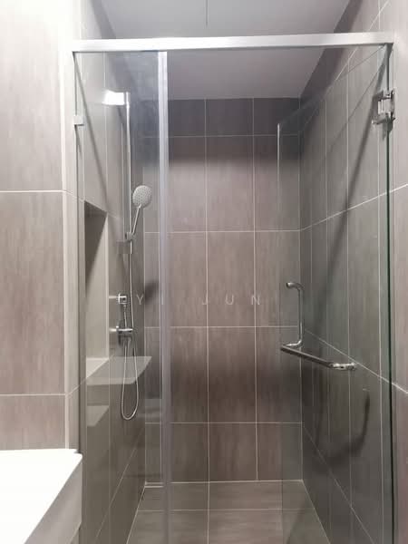 Service Residence for Rent at The Pulse Residence - Yi Jun - Bathroom - PropertyGuru.com.my