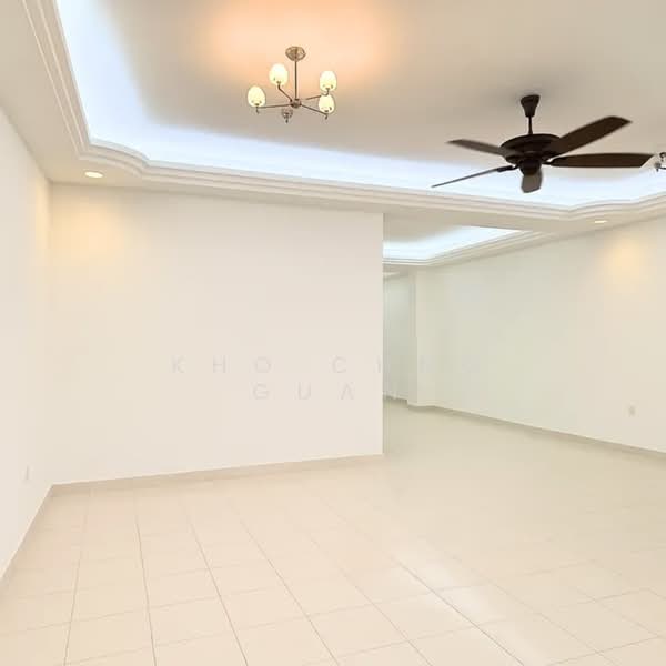3-storey Terraced House for Sale in Taman Impian Indah (Bukit Jalil) - Kho Chng Guan - Living Room - PropertyGuru.com.my