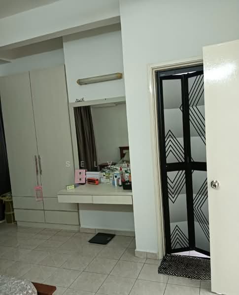 Hartanah Yang Lain untuk Dijual di Petaling Jaya (Selangor) - Selvam . - Bedroom - PropertyGuru.com.my