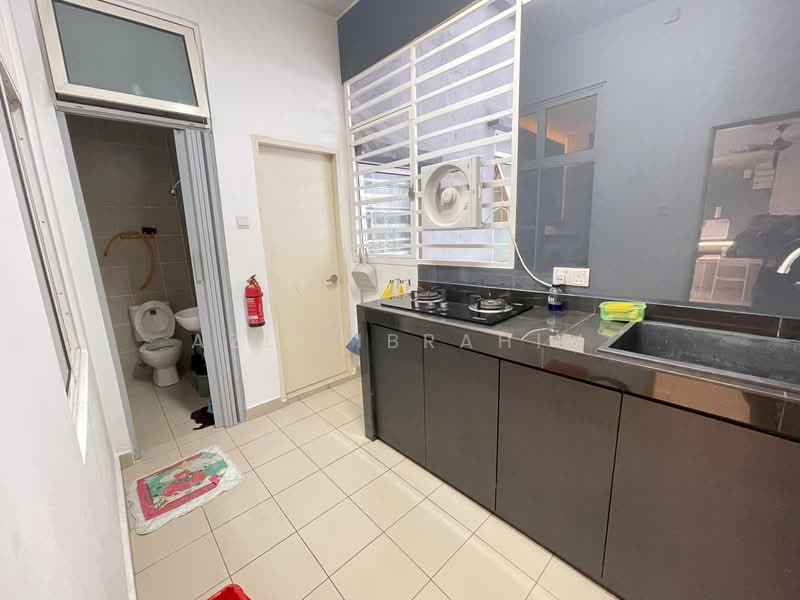 Condominium for Sale at Damansara Foresta - Azli Ibrahim - Kitchen - PropertyGuru.com.my