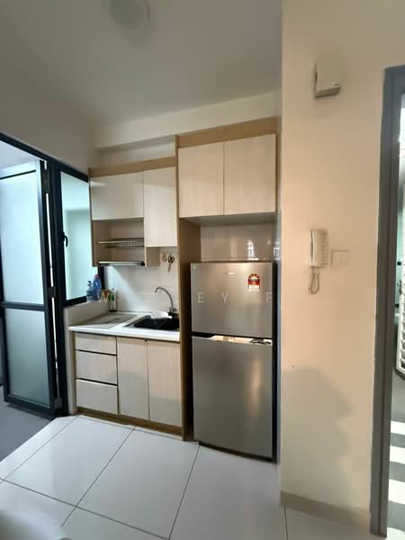 Service Residence for Sale at KL Traders Square - Wesley Fu - Kitchen - PropertyGuru.com.my