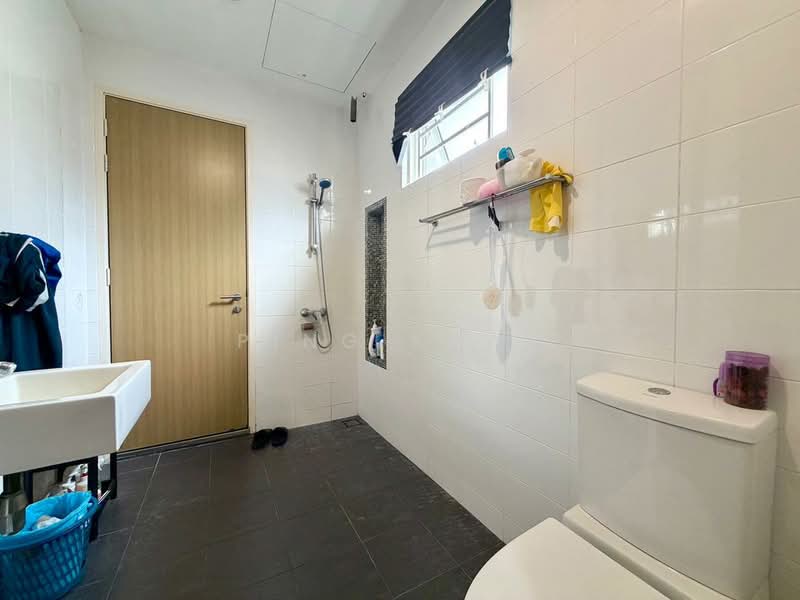 3-storey Terraced House for Sale in Tanjung Bungah (Penang) - Ping Koay - Bathroom - PropertyGuru.com.my