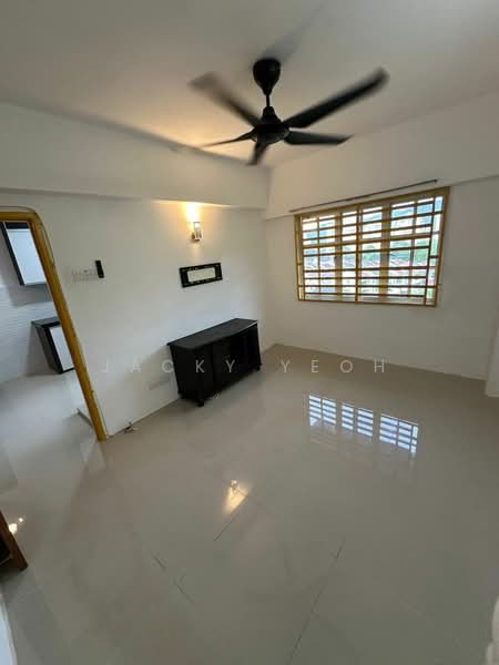 Apartment for Rent at Bukit Jambul Indah Apartment - Jacky Yeoh - Living Room - PropertyGuru.com.my