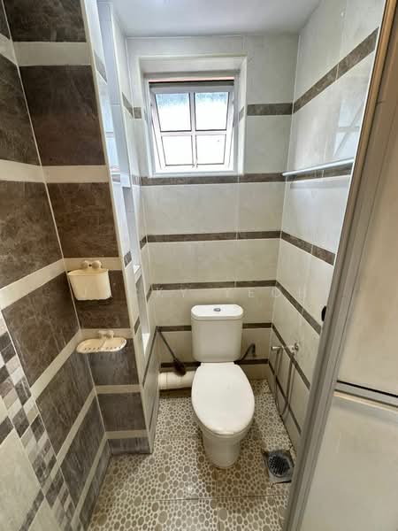 Apartment for Rent at Bukit Jambul Indah Apartment - Jacky Yeoh - Bathroom - PropertyGuru.com.my