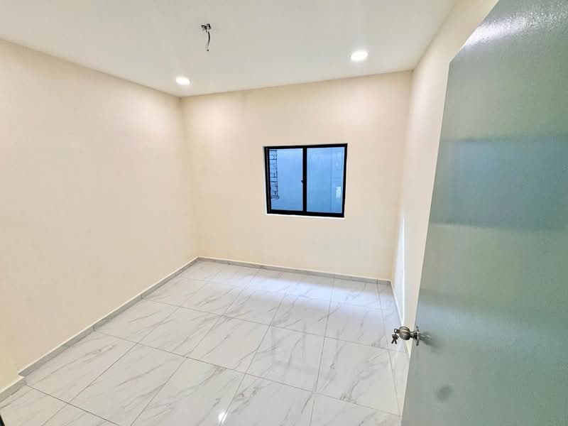 Rumah Berkembar untuk Dijual di Taman Sentosa (Johor Bahru) - Yuki Cheng - PropertyGuru.com.my