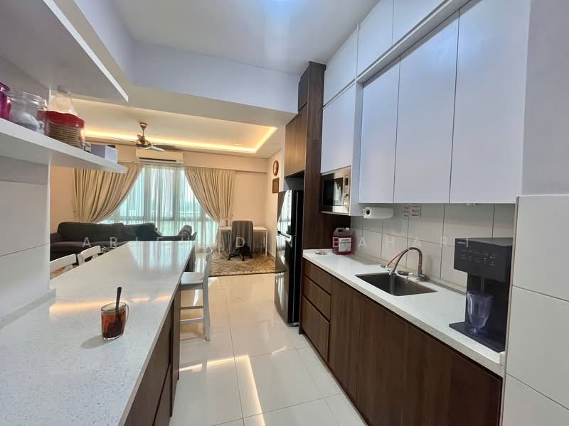 Kondominium untuk Dijual di Lake Point Residence - Arifuddin Bahari - PropertyGuru.com.my
