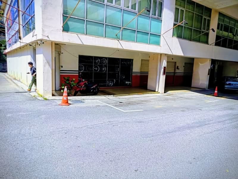 Shop for Sale in Kuchai Lama (Kuala Lumpur) - SOON SIANG WONG - Exterior - PropertyGuru.com.my