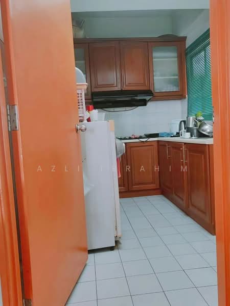 Kondominium untuk Dijual di Sri Pelangi Condominiums - Azli Ibrahim - Kitchen - PropertyGuru.com.my