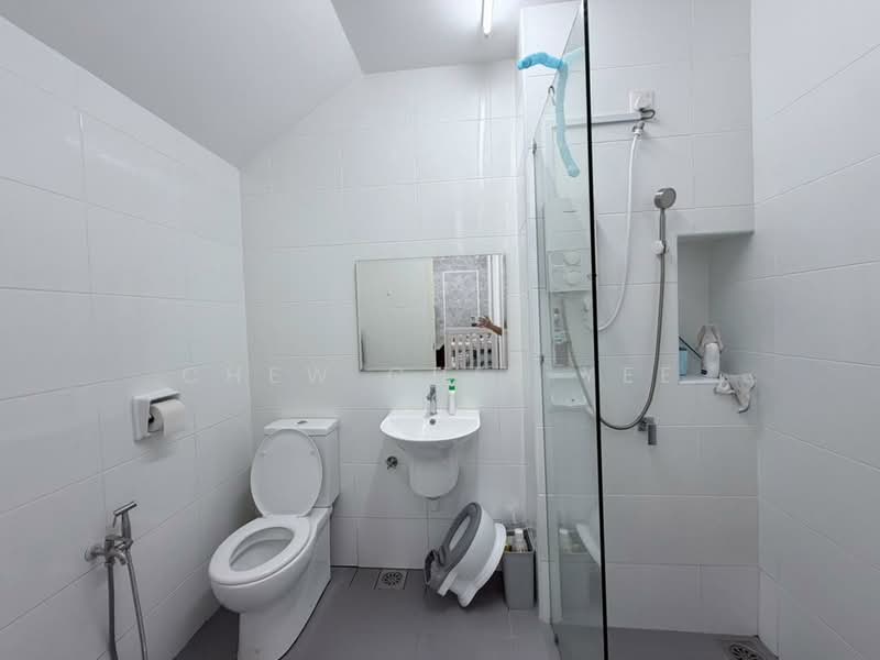2-storey Terraced House for Sale in Eco Summer (Johor Bahru) - Chew Chee Yee - Bathroom - PropertyGuru.com.my