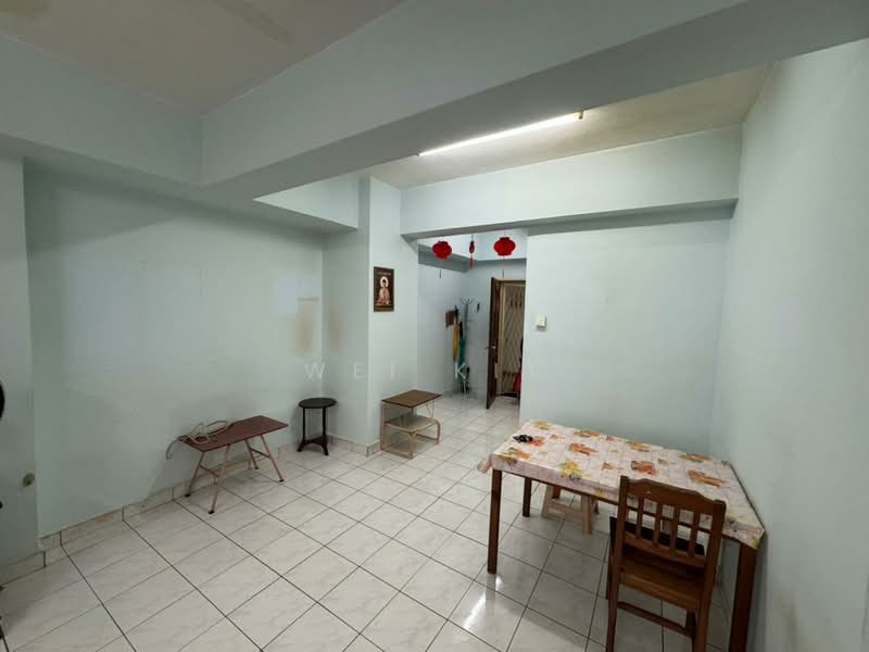 Kondominium untuk Dijual di Kelana Puteri - Wei Kit - Living Room - PropertyGuru.com.my