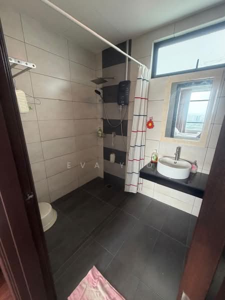 Servis Apartment untuk Dijual di Molek Regency - Eva Yeo - PropertyGuru.com.my