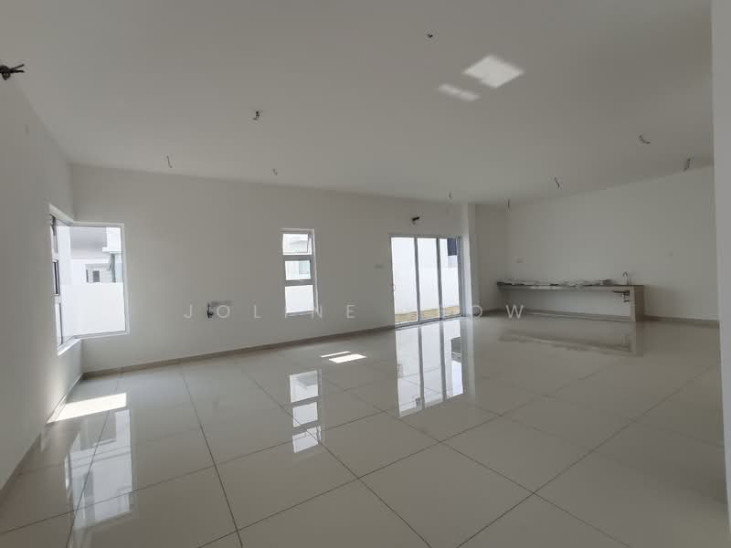 Semi-Detached House for Sale in Ipoh (Perak) - Joline YEOW - Living Room - PropertyGuru.com.my