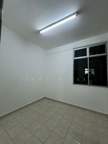 Apartment for Sale at Indah Court Apartment - Jermain Tee - PropertyGuru.com.my