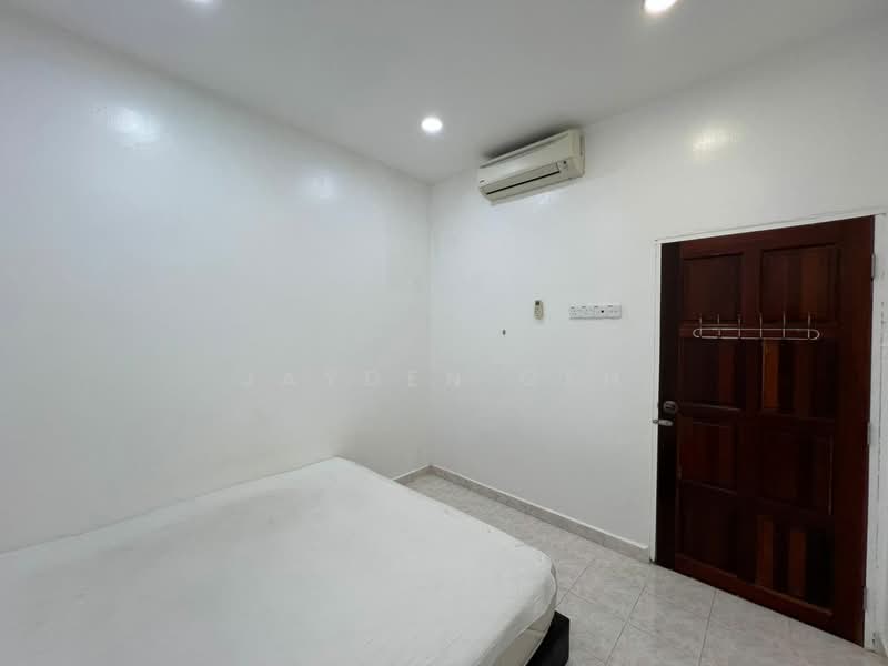 1.5-storey Terraced House for Sale in Jitra (Kedah) - Jayden Geh - Bedroom - PropertyGuru.com.my