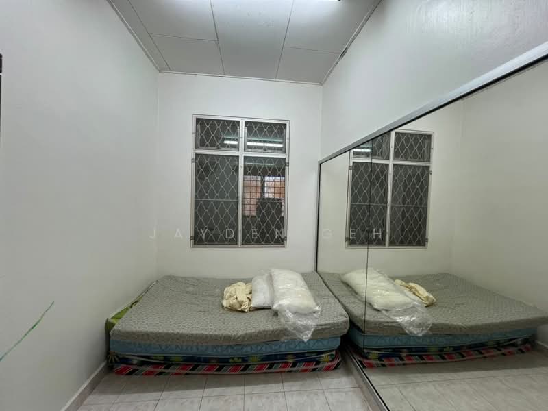 1.5-storey Terraced House for Sale in Jitra (Kedah) - Jayden Geh - Bedroom - PropertyGuru.com.my