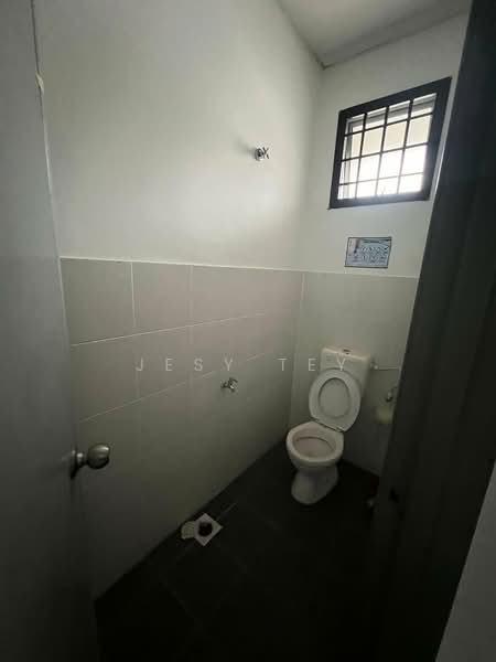 Shop for Rent in Taman Bestari Perdana (Pasir Gudang) - Jesy Tey - Bathroom - PropertyGuru.com.my