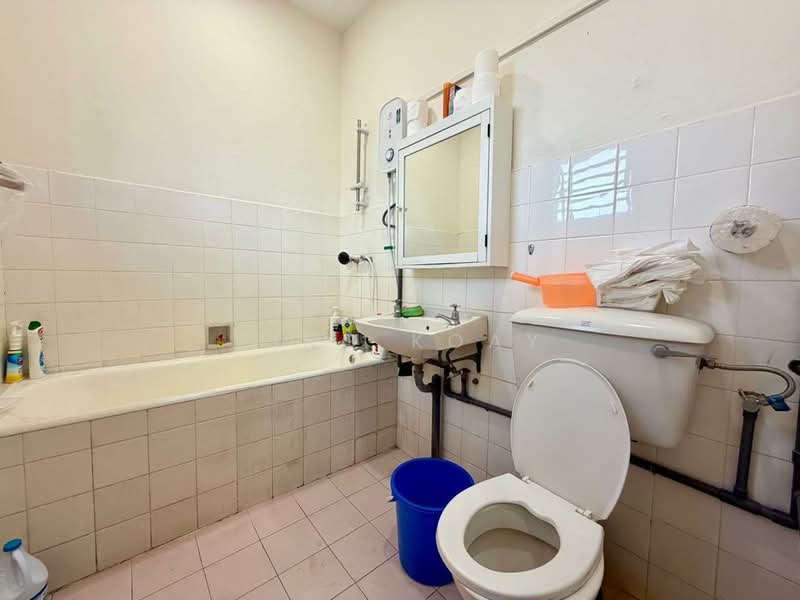 Bungalow for Sale in Tanjung Bungah (Penang) - Ping Koay - Bathroom - PropertyGuru.com.my