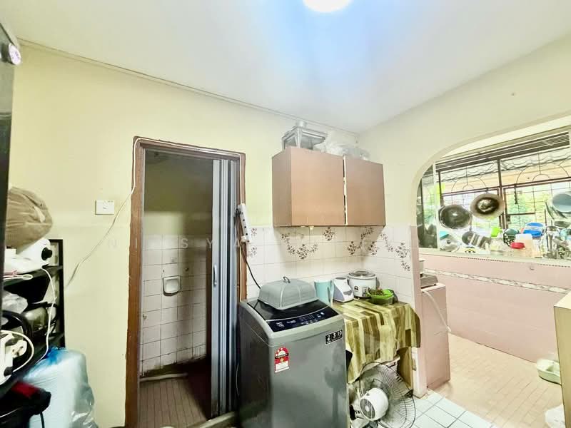 Rumah Flat untuk Dijual di Flat Taman Melati - Niesya Shuekry - Kitchen - PropertyGuru.com.my