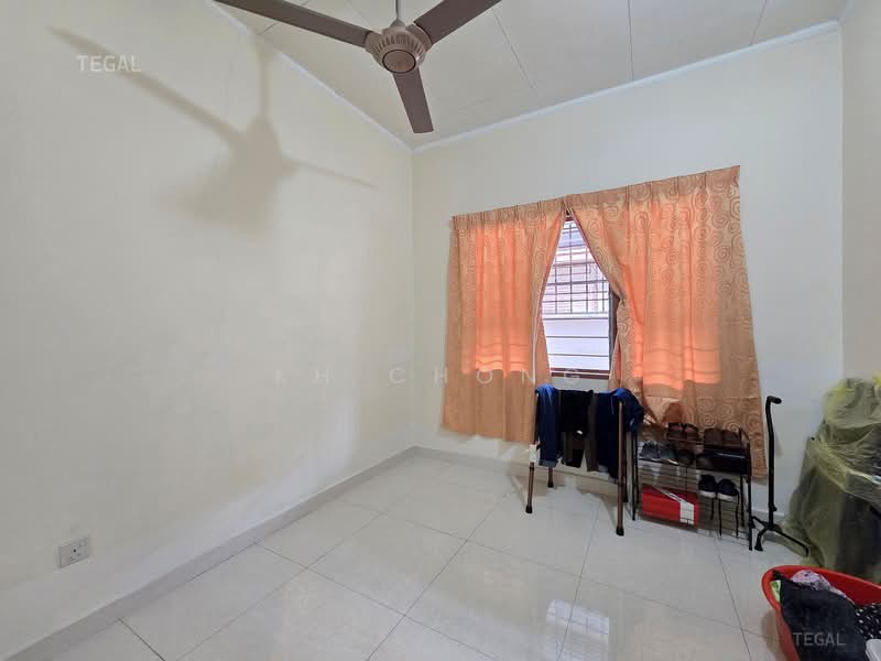1-storey Terraced House for Sale in Bukit Raja (Selangor) - KH Chong - Bedroom - PropertyGuru.com.my
