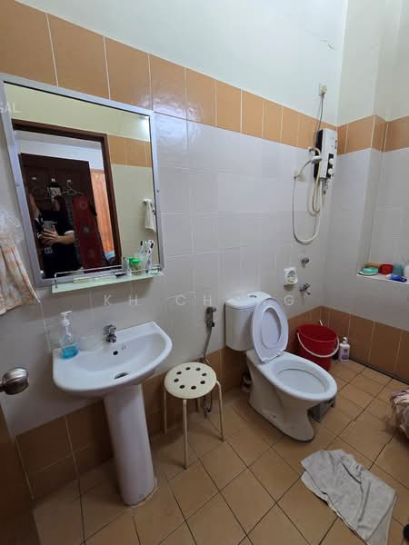 1-storey Terraced House for Sale in Bukit Raja (Selangor) - KH Chong - Bathroom - PropertyGuru.com.my