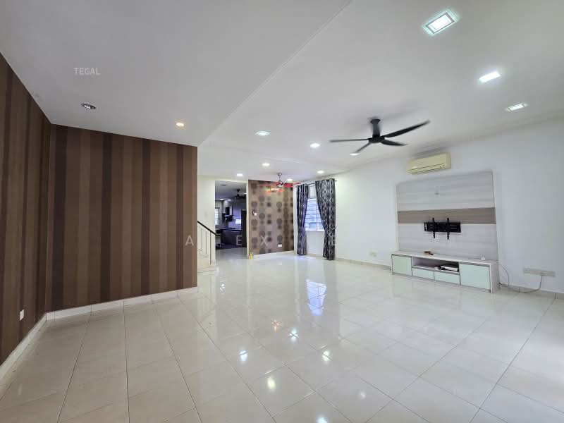 Rumah Teres untuk Dijual di Bandar Puteri Klang (Klang) - Alex Lee - Living Room - PropertyGuru.com.my