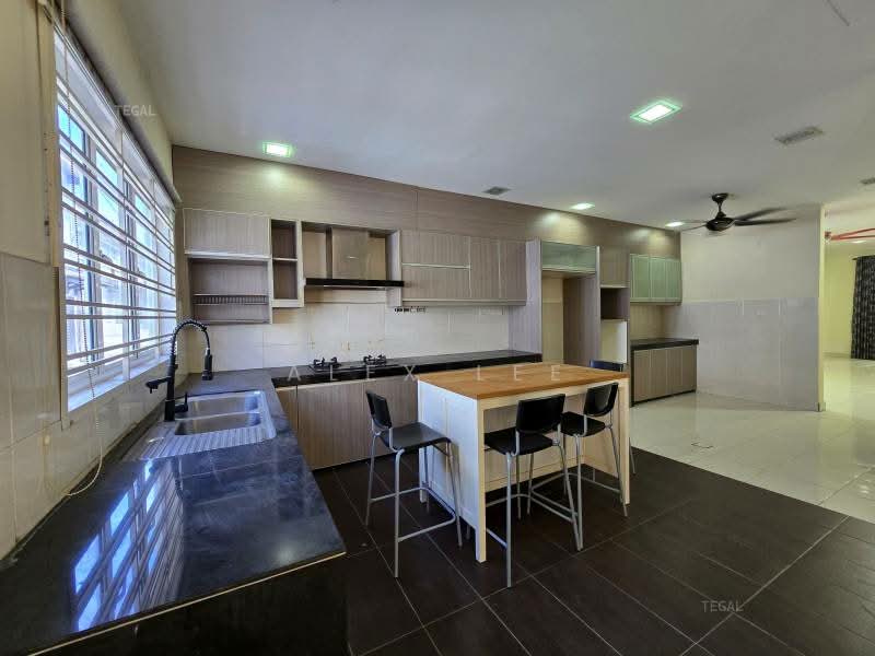 Rumah Teres untuk Dijual di Bandar Puteri Klang (Klang) - Alex Lee - Kitchen - PropertyGuru.com.my
