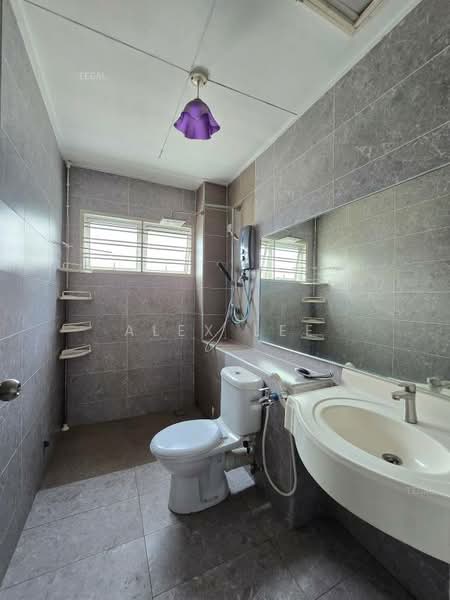 Rumah Teres untuk Dijual di Bandar Puteri Klang (Klang) - Alex Lee - Bathroom - PropertyGuru.com.my