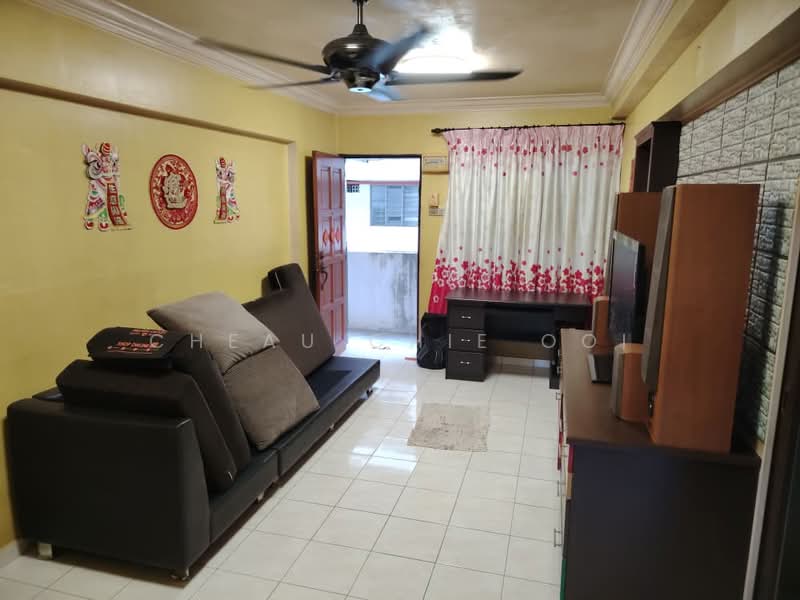 Flat for Sale at Green Garden - Cheau Chie Ooi - Living Room - PropertyGuru.com.my