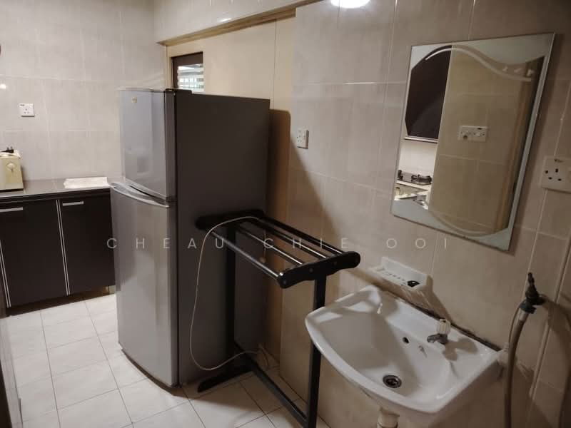 Flat for Sale at Green Garden - Cheau Chie Ooi - Kitchen - PropertyGuru.com.my