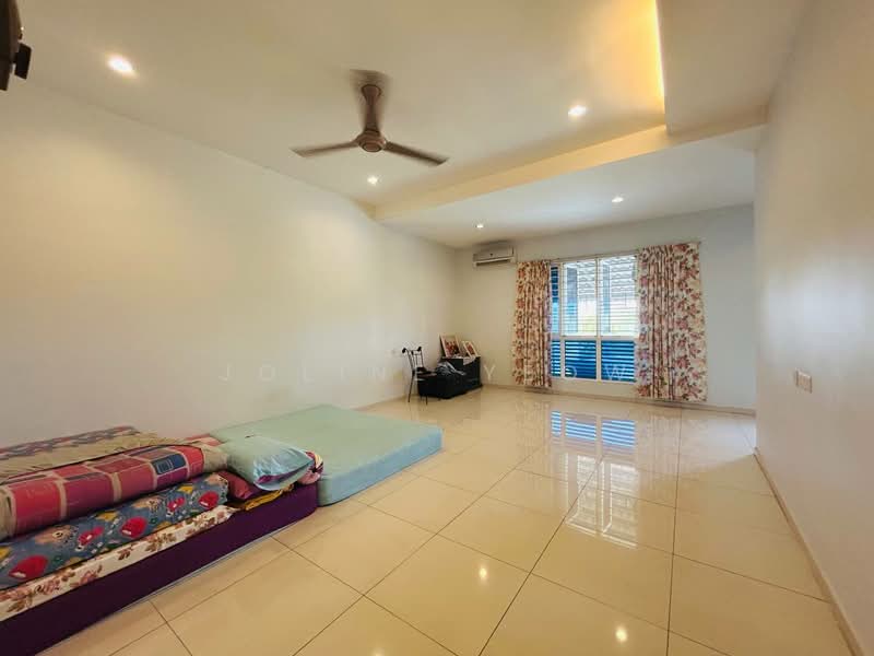 2-storey Terraced House for Sale in Ipoh (Perak) - Joline YEOW - Living Room - PropertyGuru.com.my