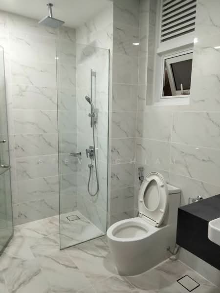 Servis Apartment untuk Disewa di Met 1 Residences - Steve Chiam - Bathroom - PropertyGuru.com.my