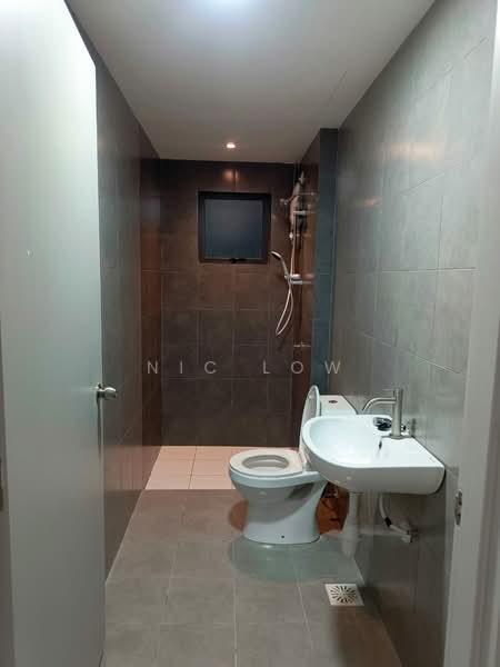 Apartment for Rent at LSH Sentul - Nic Low - Bathroom - PropertyGuru.com.my