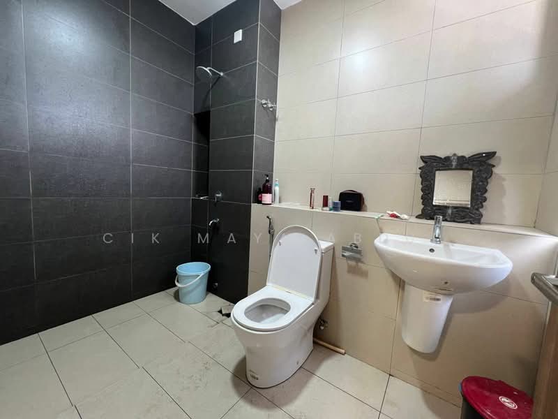 Terraced House for Sale in Sepang (Selangor) - Cik Maya Abdul - Bathroom - PropertyGuru.com.my