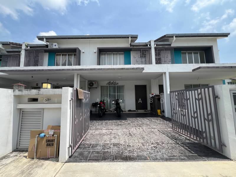 Terraced House for Sale in Sepang (Selangor) - Cik Maya Abdul - Exterior - PropertyGuru.com.my