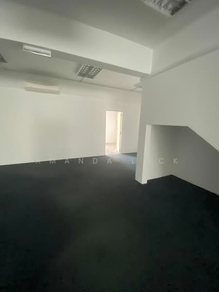 Shop / Office for Rent in Taman Bukit Kepayang (Bukit Kepayang) - Amanda Lock - Interior - PropertyGuru.com.my