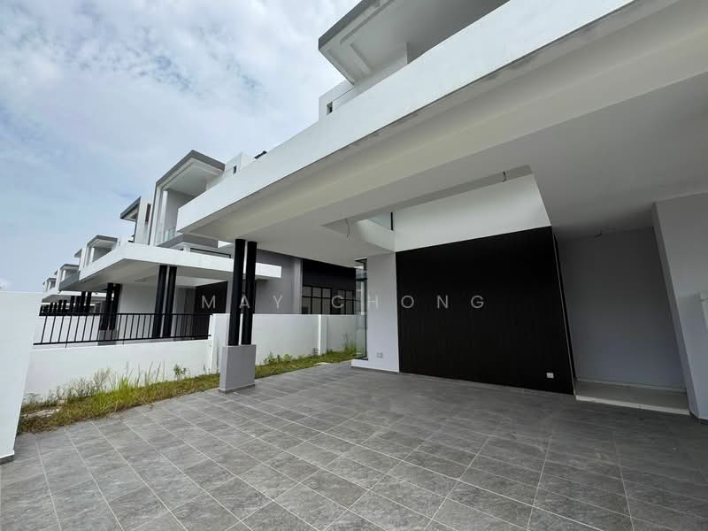 Rumah Kluster untuk Dijual di Austin Crest (Johor Bahru) - May Chong - Exterior - PropertyGuru.com.my