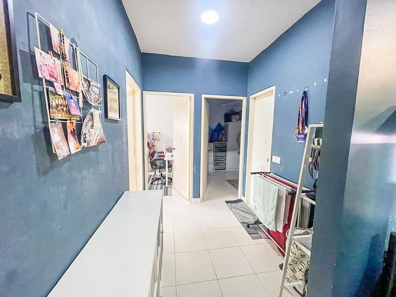 Apartment for Sale at De Bayu Apartment - Bernard Tay - Corridor - PropertyGuru.com.my