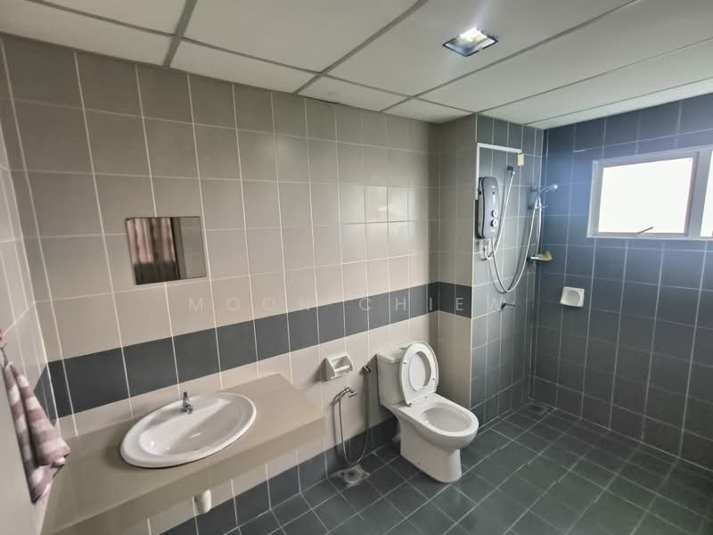 Condominium for Rent at Koi Kinrara - Moon Chiew - Bathroom - PropertyGuru.com.my