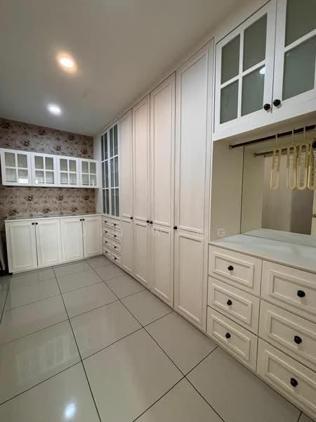 Apartment for Rent at Taman Mount Austin - Jin Wong - PropertyGuru.com.my