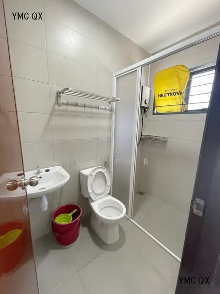 Rumah Teres 2 Tingkat untuk Dijual di Taman Sri Gadong (Klang) - Ivy Por - Bathroom - PropertyGuru.com.my