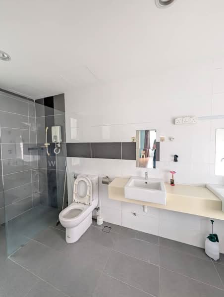 Kondominium untuk Dijual di Arte Condominium - Winnie Lim - Bathroom - PropertyGuru.com.my