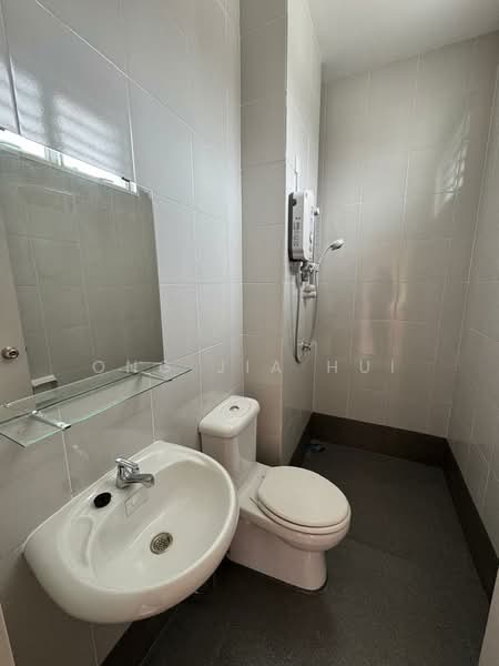 Rumah Teres 2 Tingkat untuk Dijual di Seremban 2 (Negeri Sembilan) - Ong Jia Hui - Bathroom - PropertyGuru.com.my