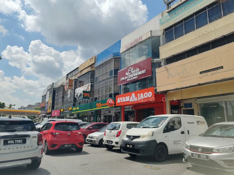 Shop for Rent in Seksyen 9 (Shah Alam) - Lim Tian Hook - Exterior - PropertyGuru.com.my