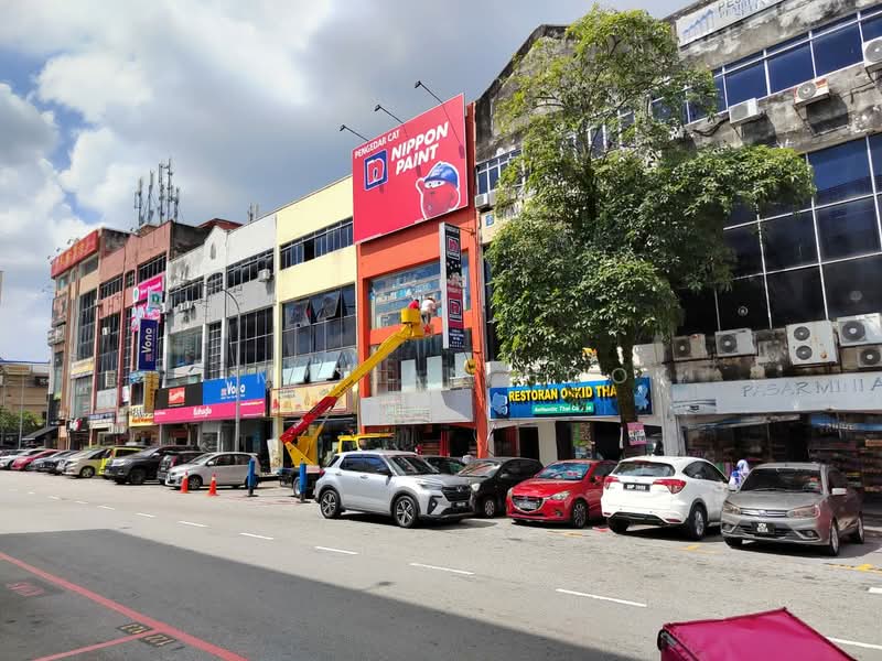 Shop for Rent in Seksyen 9 (Shah Alam) - Lim Tian Hook - Exterior - PropertyGuru.com.my