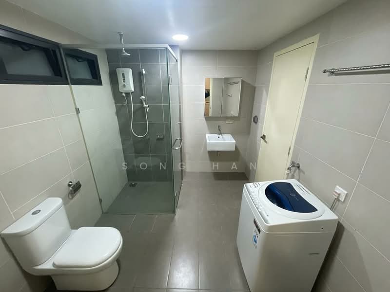 Servis Apartment untuk Disewa di Solstice @ Pan'gaea - Song Han - Bathroom - PropertyGuru.com.my