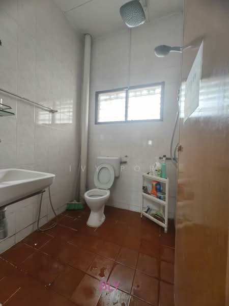 Rumah Teres 2 Tingkat untuk Dijual di Taman Sentosa (Klang) - Ivy Por - Bathroom - PropertyGuru.com.my