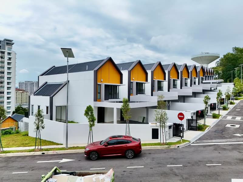 Rumah Teres 3 Tingkat untuk Dijual di Taman Melawati (Ulu Kelang) - Hazwan Hilmi - Exterior - PropertyGuru.com.my