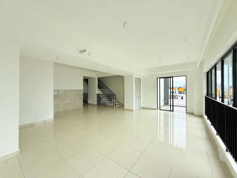 Rumah Teres 3 Tingkat untuk Dijual di Taman Melawati (Ulu Kelang) - Hazwan Hilmi - Living Room - PropertyGuru.com.my